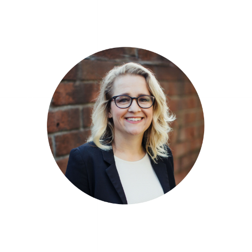 AshleyHales-circle.png