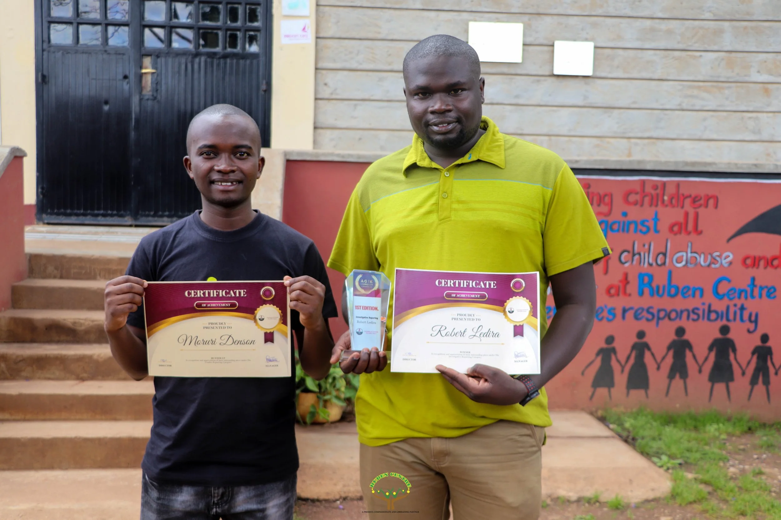 Ruben FM produces top journalists at awards show.