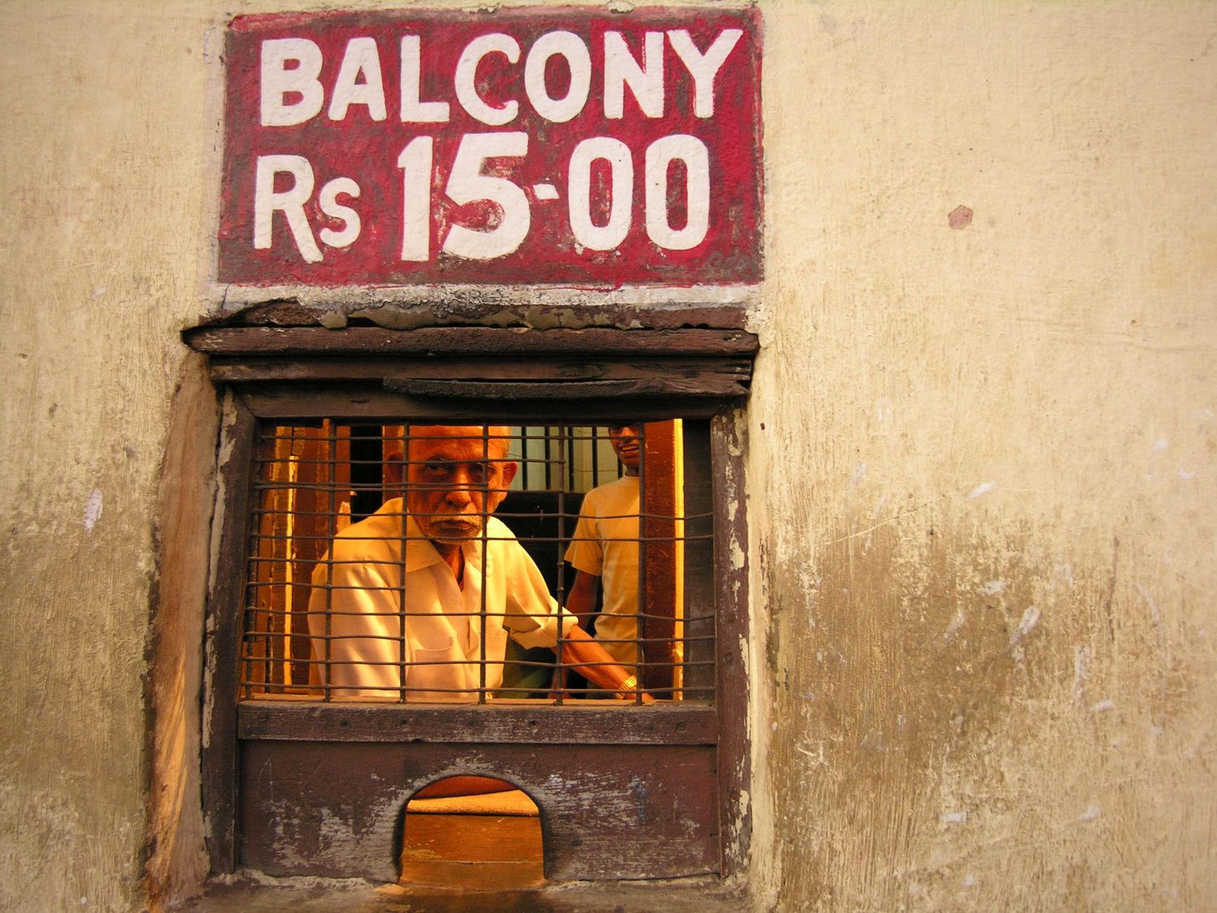 Neshrat cinema Mumbai | Bombay | India | ©sandrine cohen