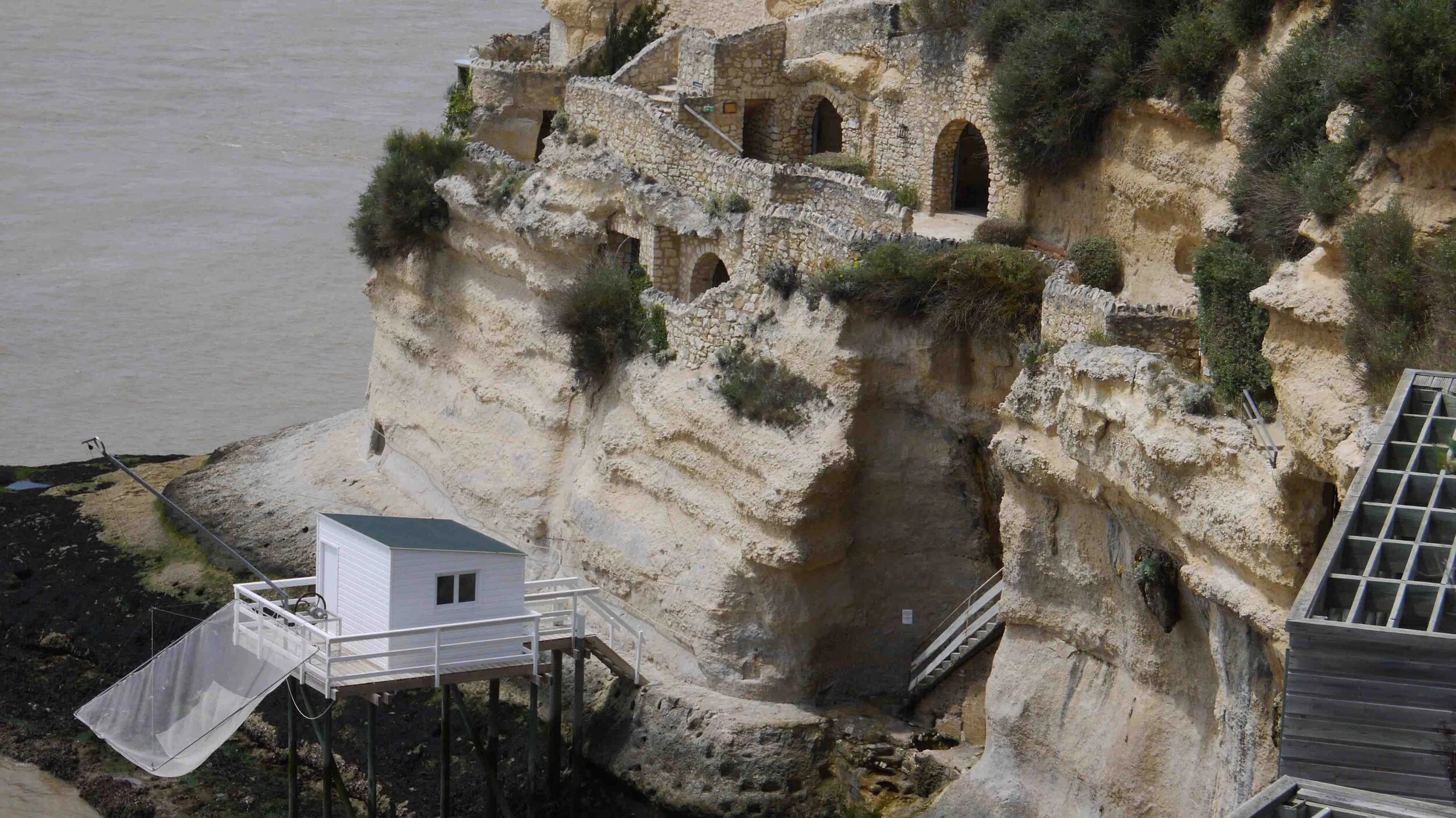 Meschers sur Gironde | Troglodytes | France | photo sandrine cohen