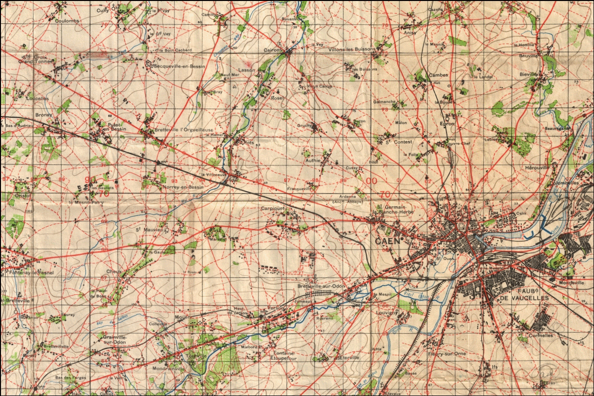 Trois fonds de carte différents montrant la région de Caen. 1: 50,000 GSGS, 1: 100,000 GSGS et imagerie satellite.