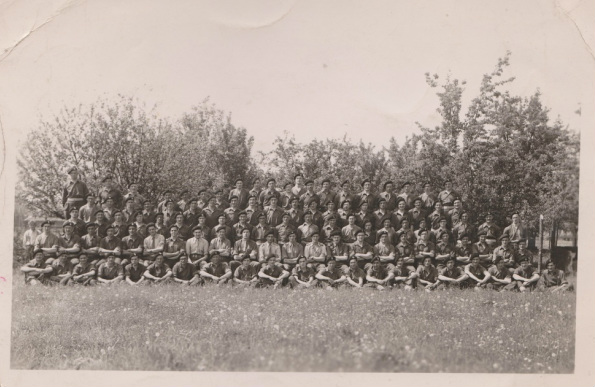 Photo de groupe du QG de l'escadron B après la campagne de Normandie.