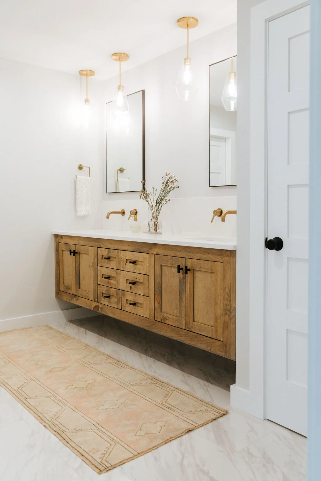 Yarmouth_Interior_Samantha_Pappas-138.jpg