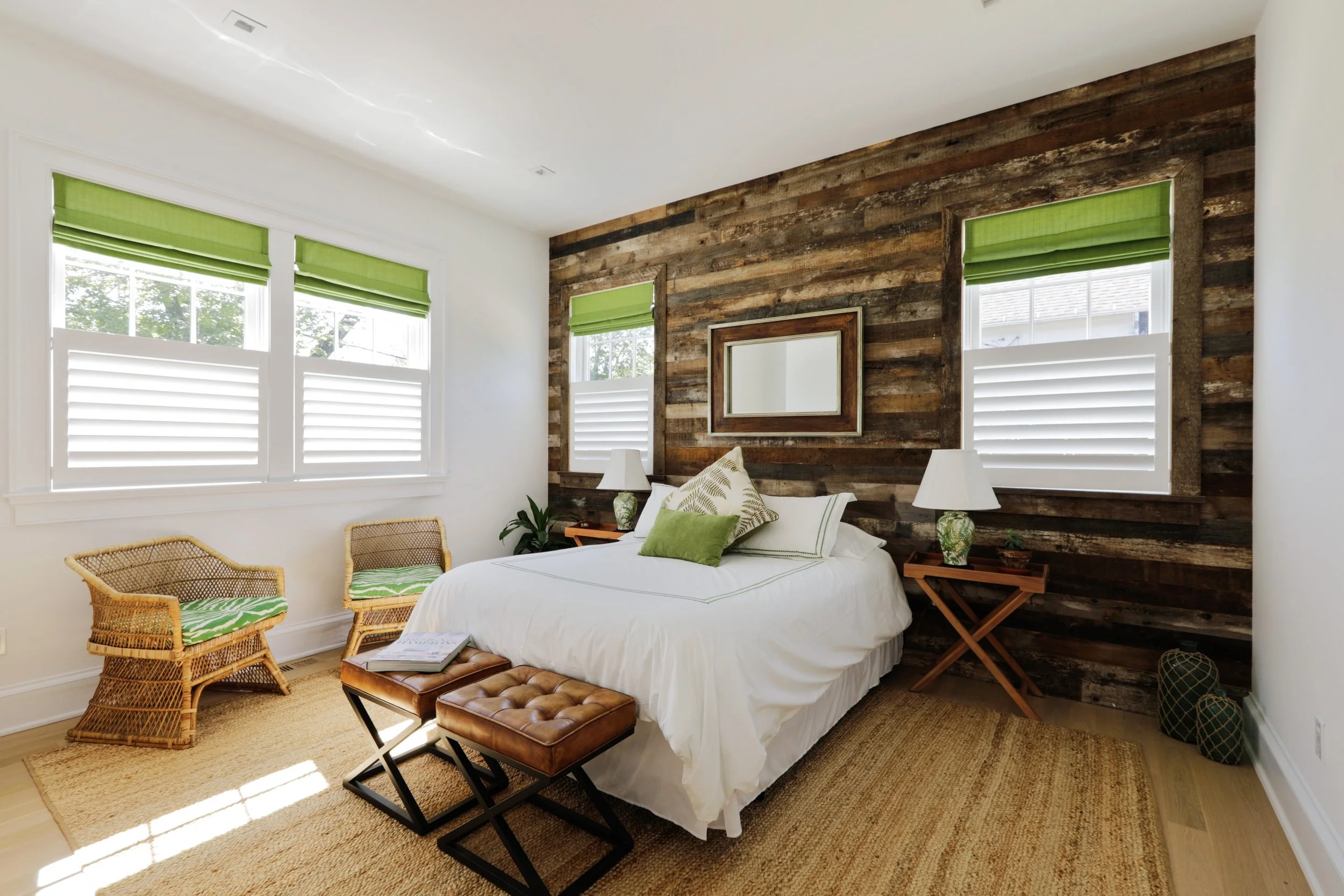 13_166MapleLane_15_GuestBedroom_HiRes.jpg