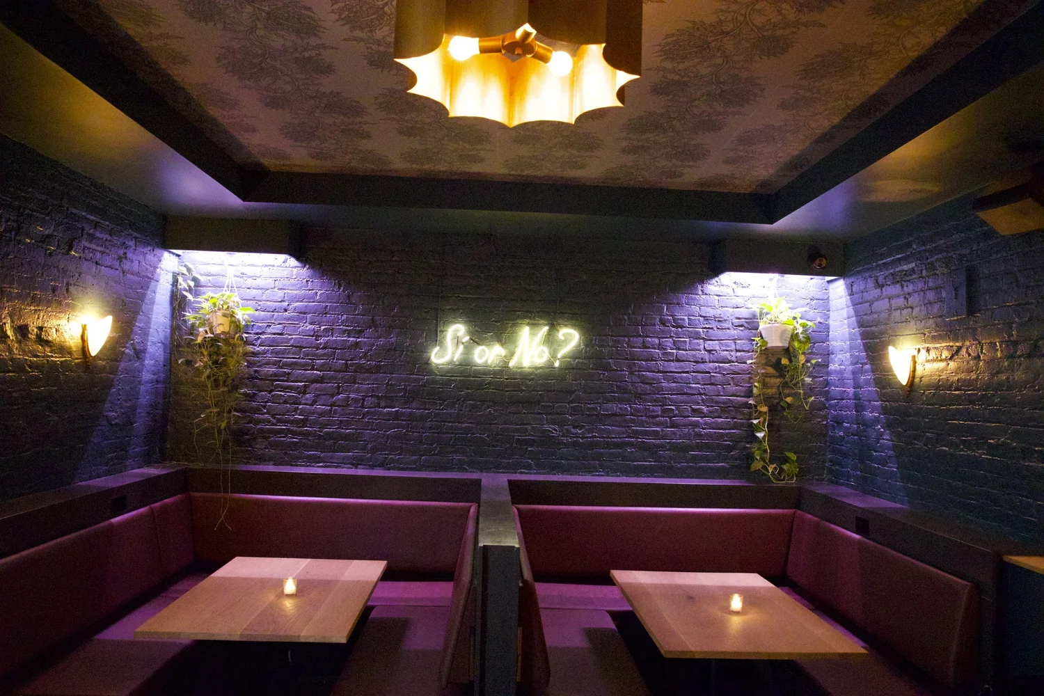 Bar photo 1