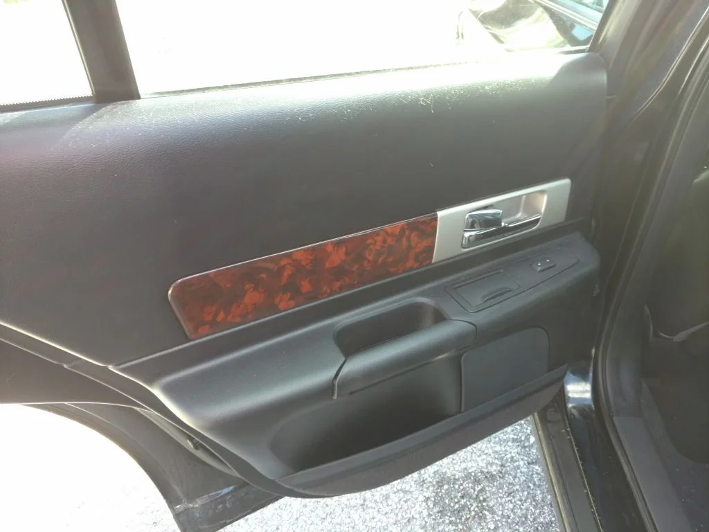 11Lincoln2004LS.jpg