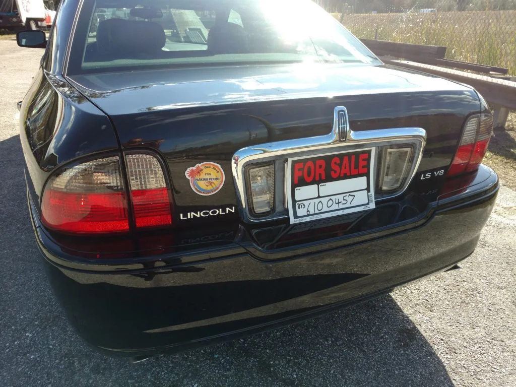 18Lincoln2004LS.jpg