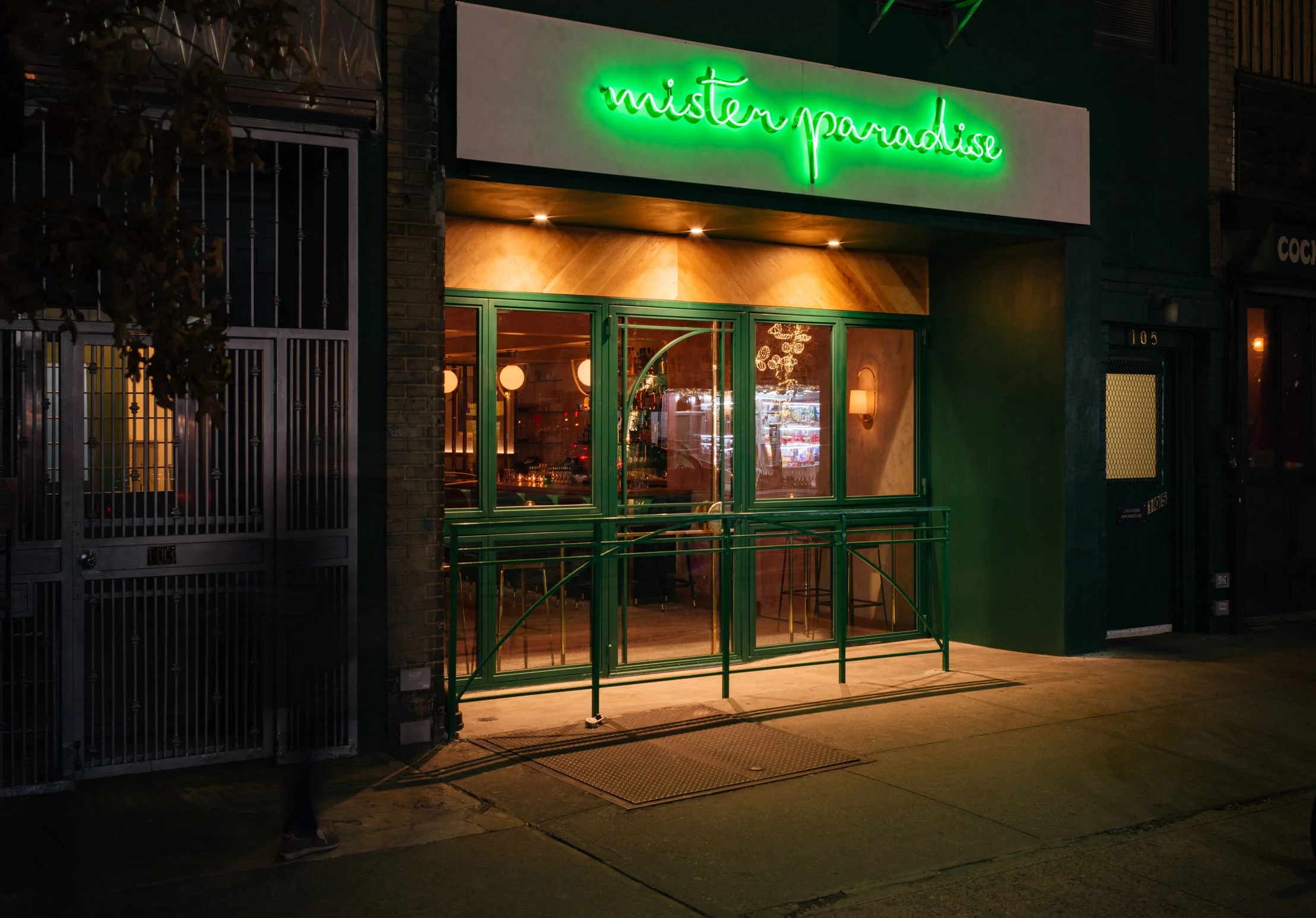 Mister_Paradise-StoreFront_Side.jpg