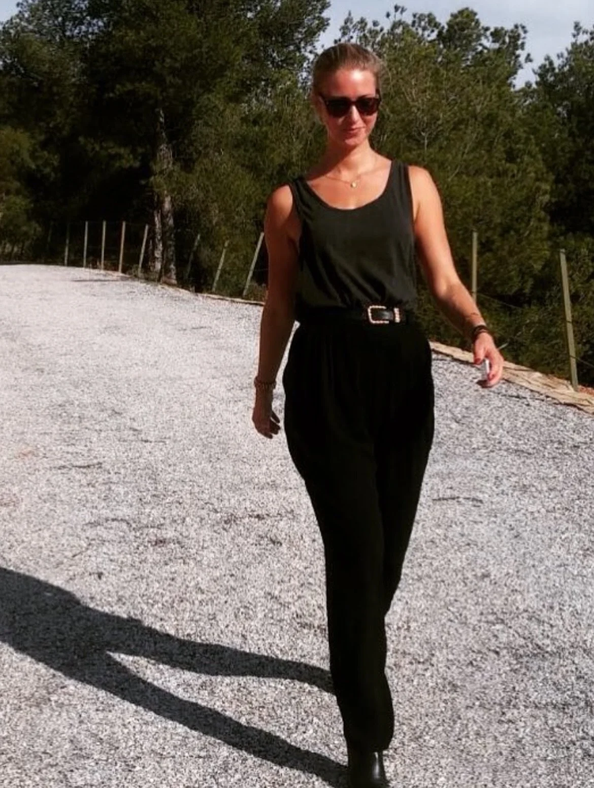 Following the trend of going back in time, ten years to
2016.
Living in Malaga, studying psychology, marvelling at nature and experiences, running along the shore every single day.
Frequent trips to London for friends, and for the person who would la