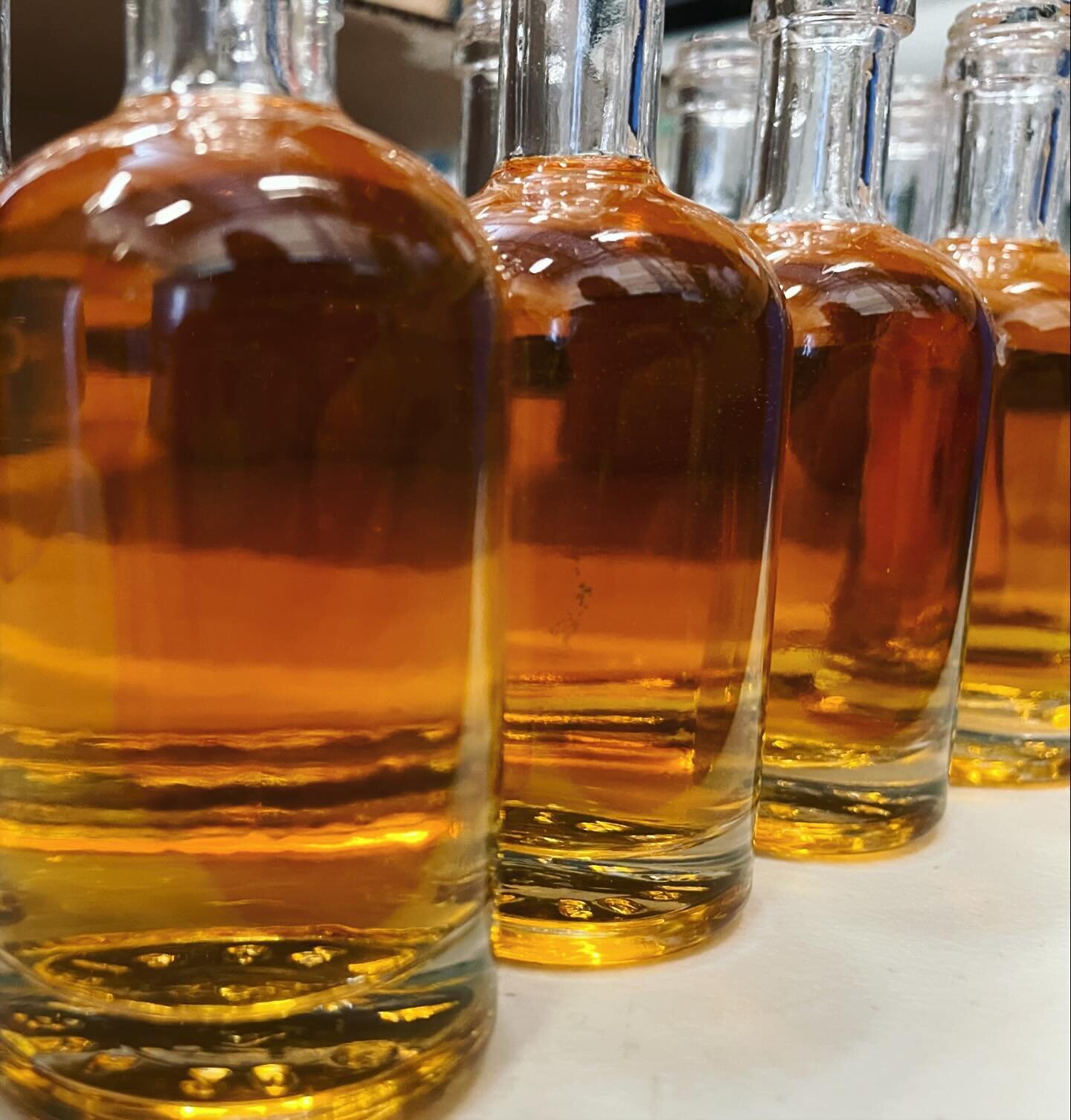 Preparing a very special new release that we will be debuting at @bcdistilled 😍 we are very excited to share at such an amazing event. 

#secret #newrelease #what #smallbatchwhisky #smallbatch #craft #craftspirits #raredrams #rarewhisky #whiskycolle