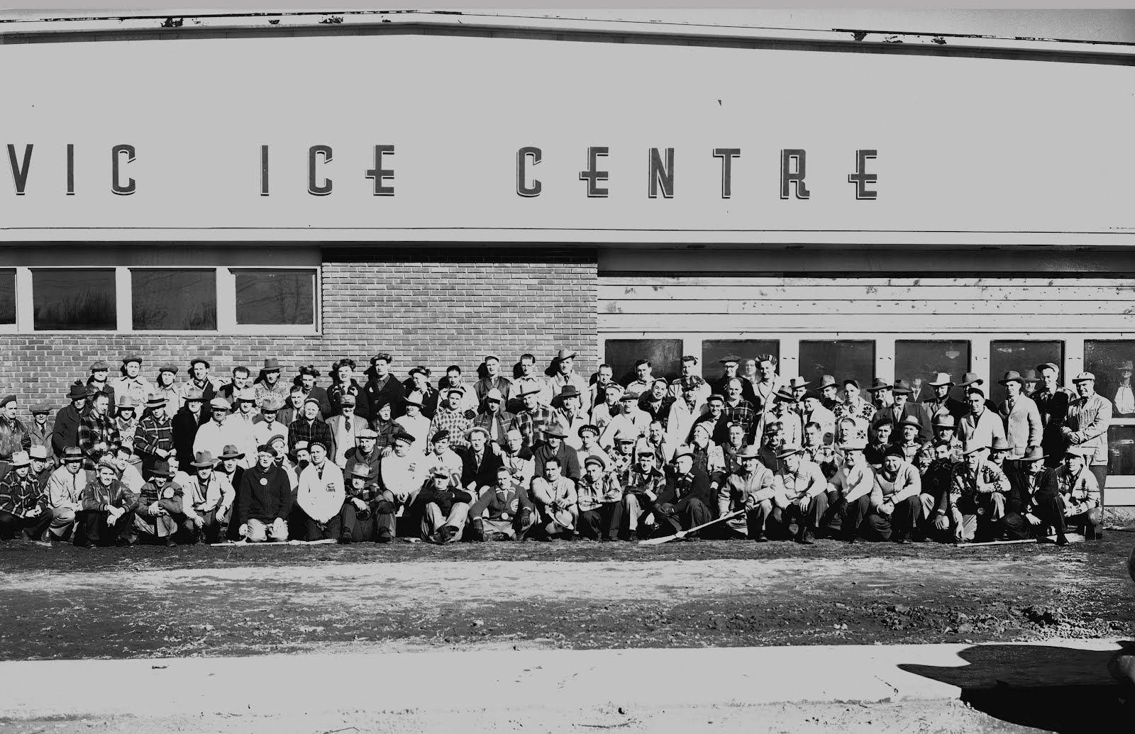 Unidentified curlers in front of Civic Ice Centre, 1949-50 . Courtesy the Galt Museum & Archives: 19941051449B 
