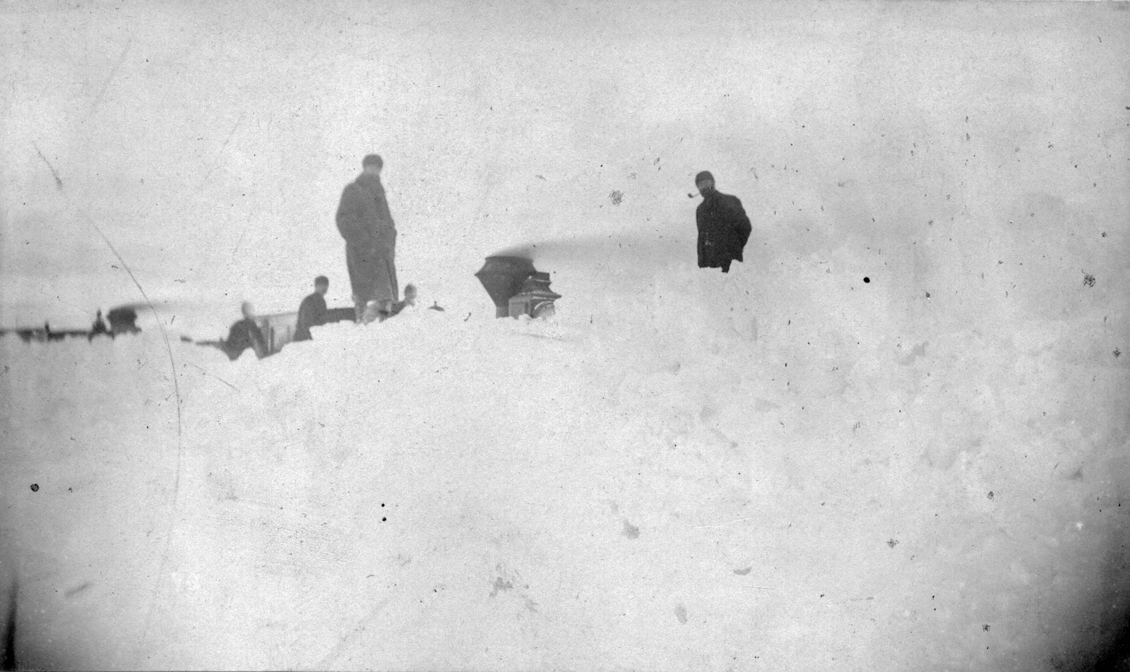 Narrow gauge engine stuck in snow drifts near Winnifred, 1887. Courtesy the Galt Museum & Archives: 19760234134