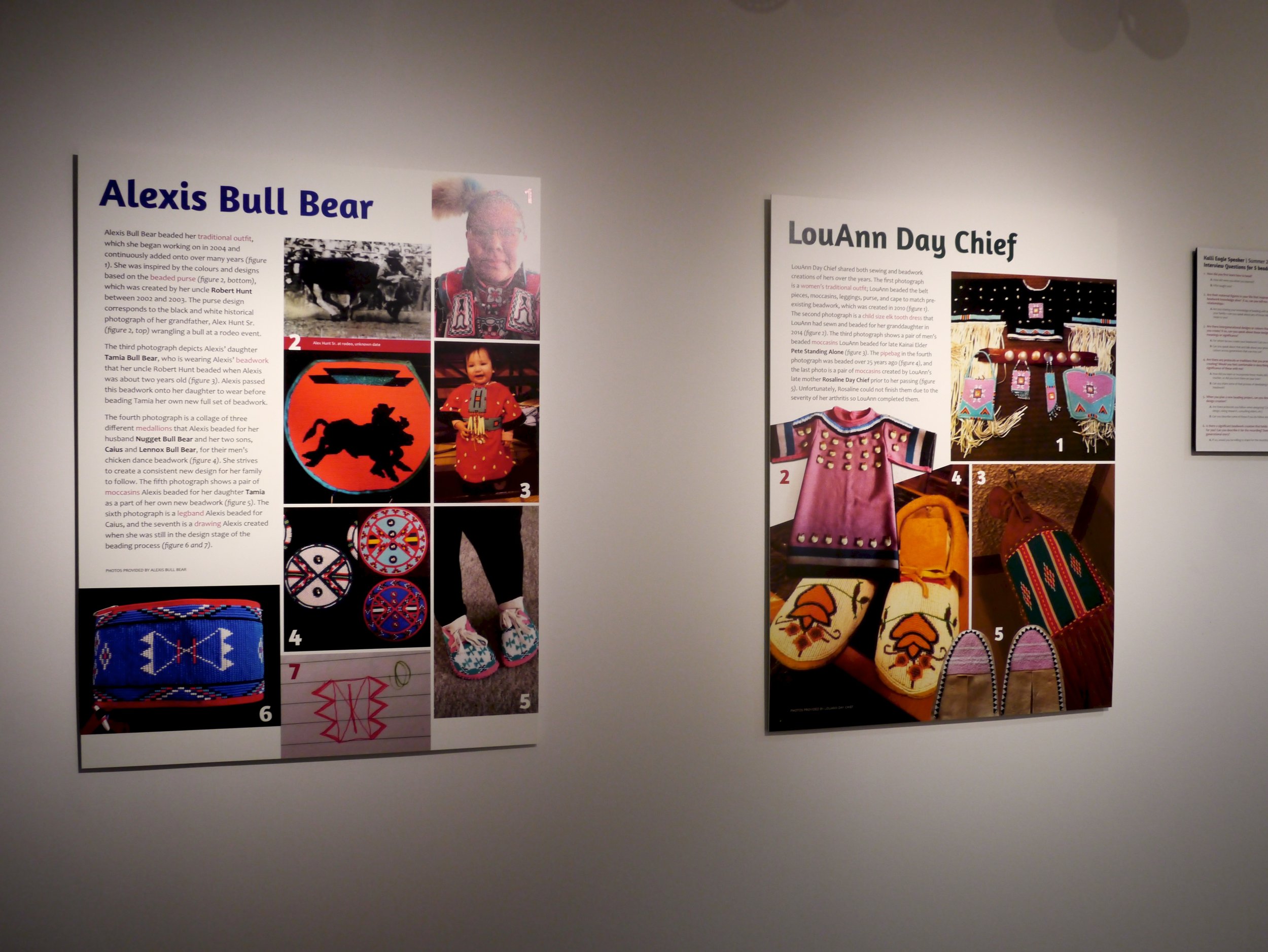  Panels displayed in the  Iiksisawaato’p Kainaiwa O’tookátákssin: Maana’pii ki niita’piitsitapii saatstakssin | We Visit with Kainaiwa Beadwork: A New Way and the Real Way of Design  exhibition. Photo by Galt Museum &amp; Archives. 