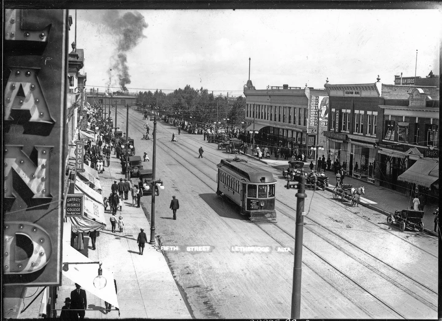 P19750097002 5th St S 1910.jpg