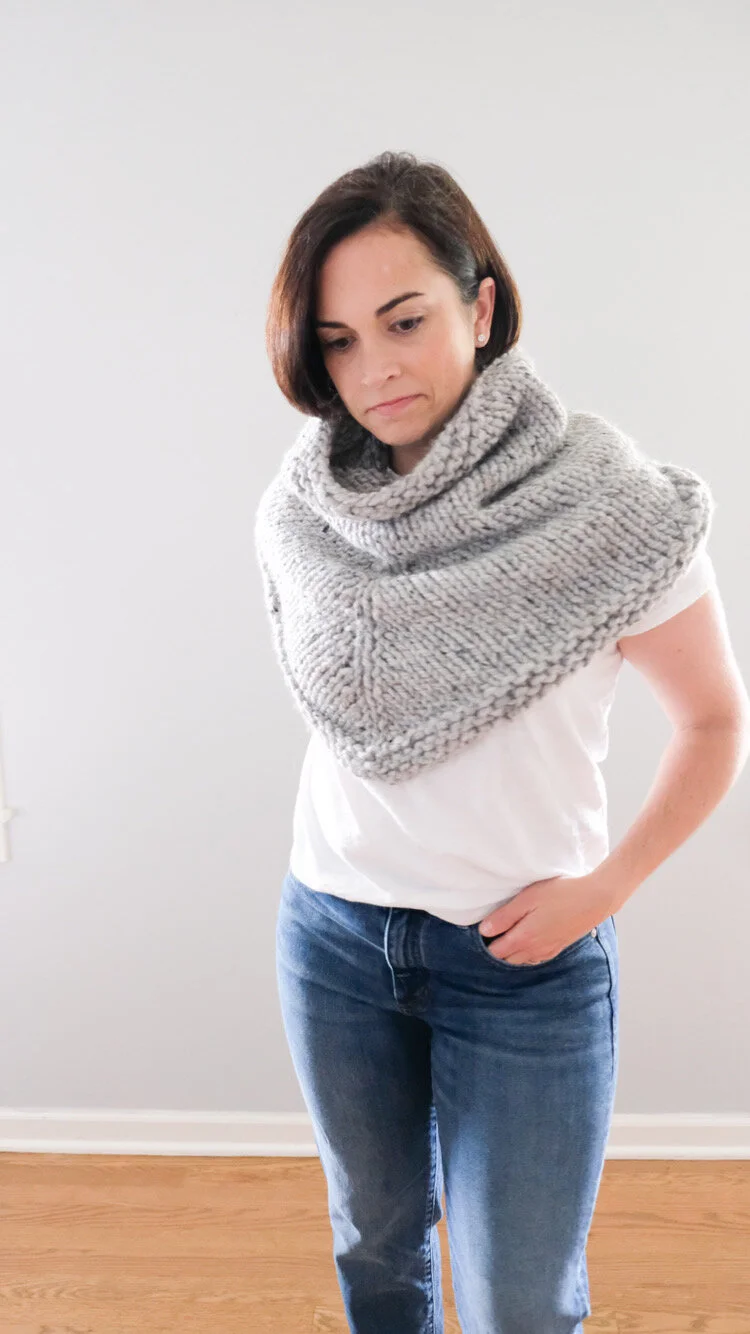 5 Easy Knit Cowl Patterns for Beginner Knitters