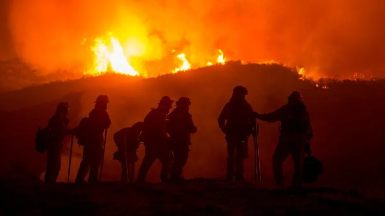 Thomas-Fire-1 (1).jpg