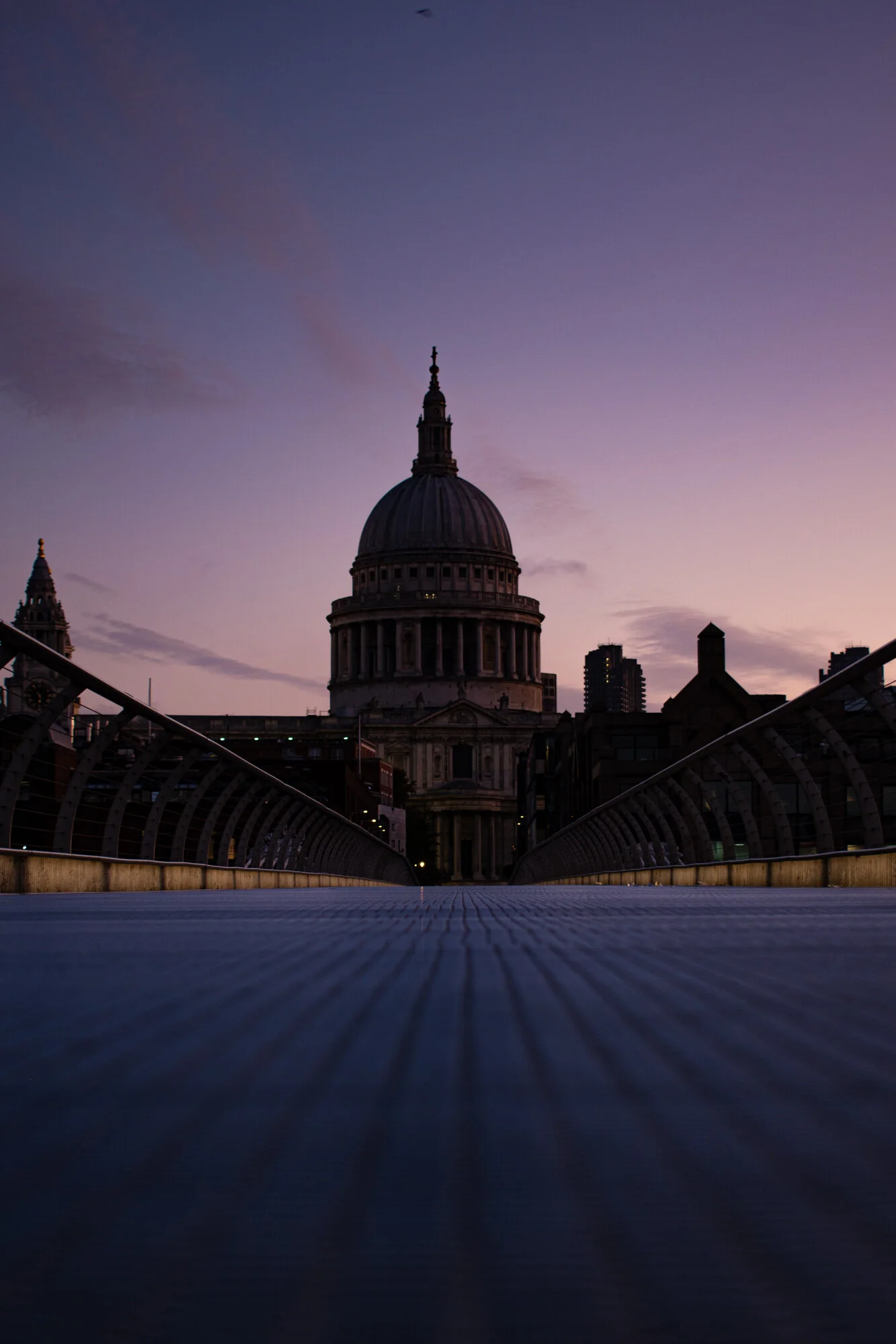 20190831-Sunrise - Millenium Bridge608.jpg