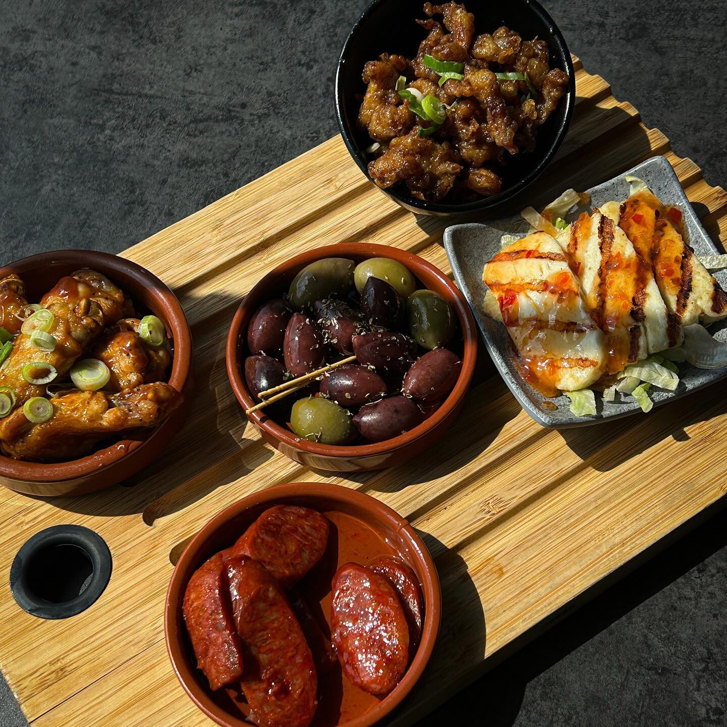 Perfect combination to start your Saturday ☀️ 

Book a table today by calling or messaging us. 

More information LINK IN BIO. 

-
-
-
-
-
#tapas #westonsupermare #summer #bristol #restaurant #cocktails