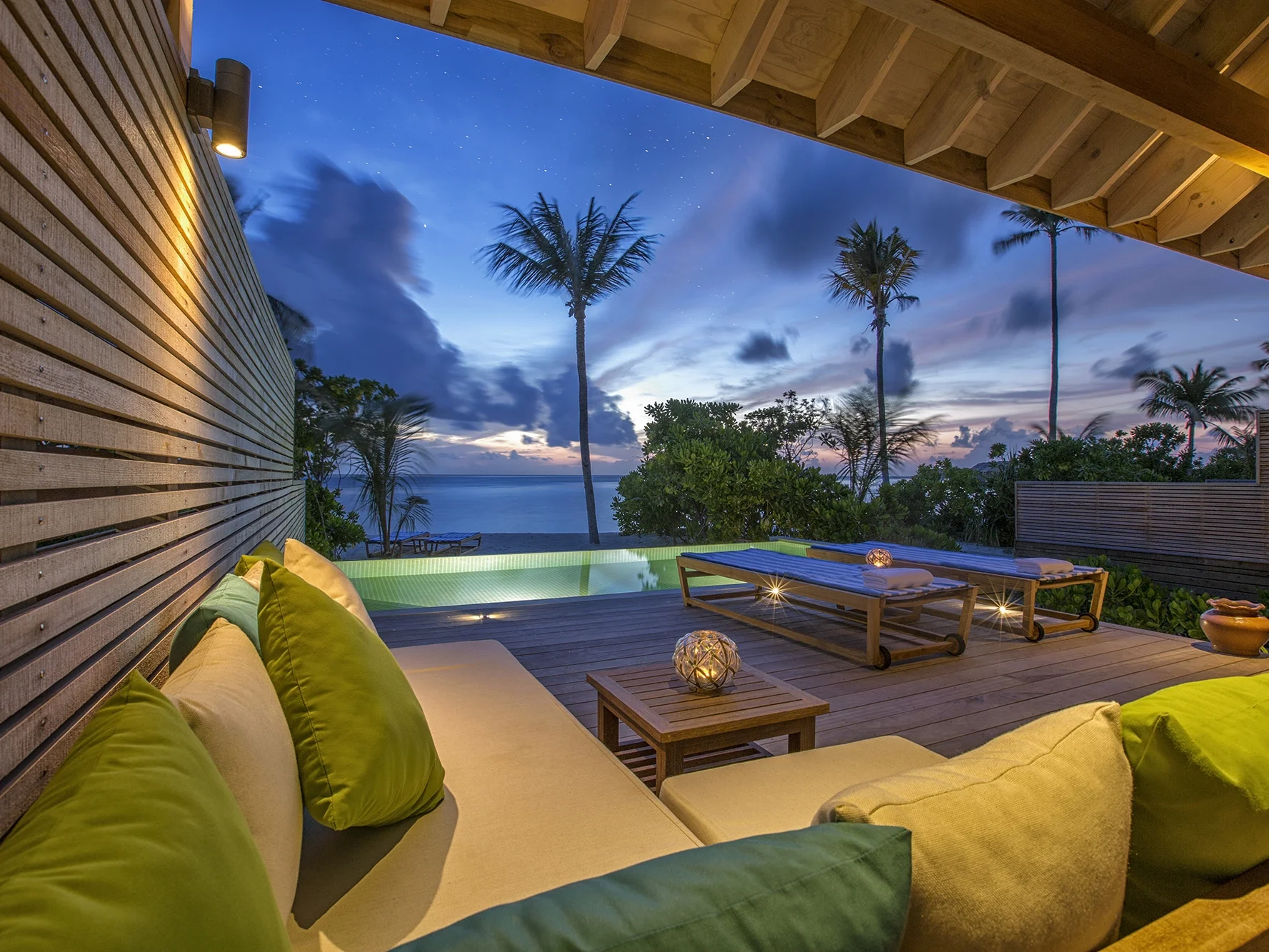 Beach Pool Villa - Terrace_small.jpg