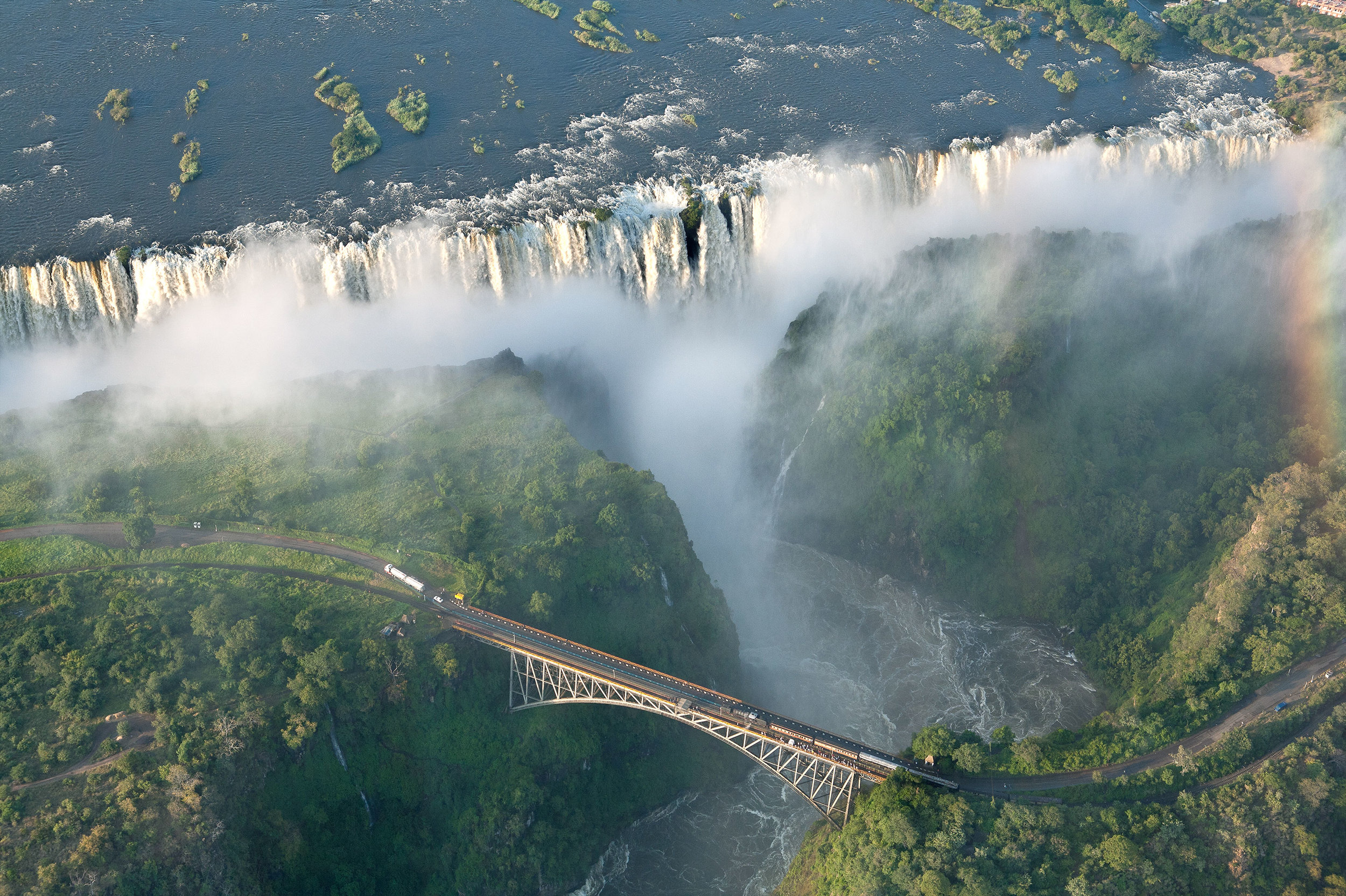 shutterstock-Vicfall-overview2.jpg