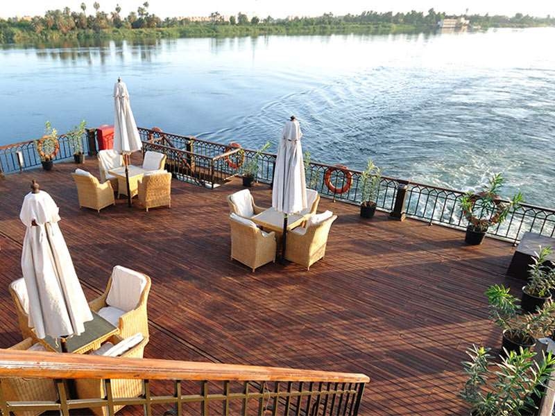540185_Deckplan-DesPhotoGallery_PhotoCmsGalleryItem.jpg
