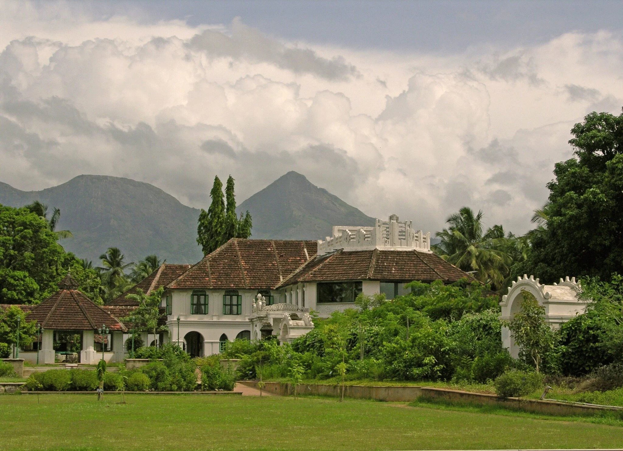 Step into a world where ancient tradition meets mindful renewal at Kalari Kovilakom&mdash;the Palace for Ayurveda in the heart of Kerala, booked effortlessly through AndThen Travel.
@andthentravels