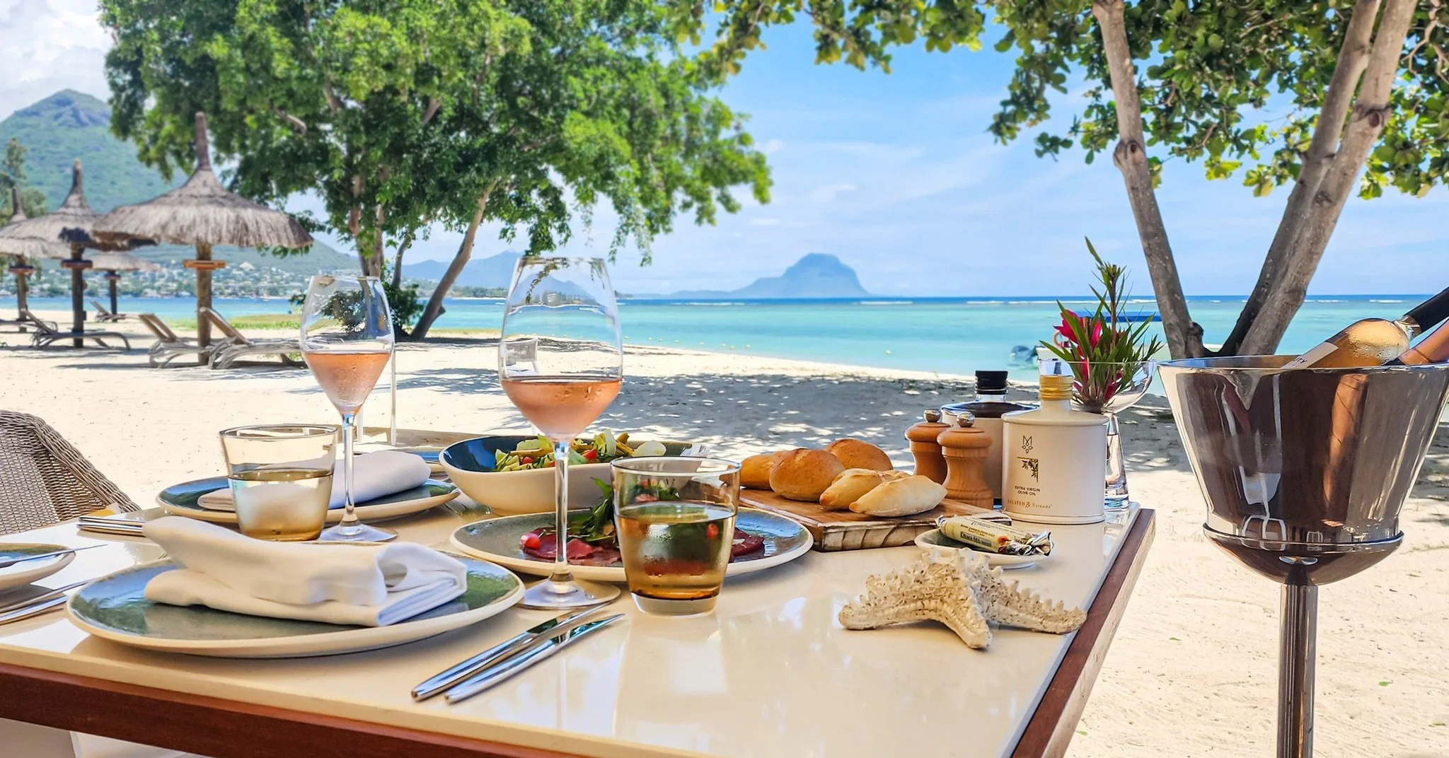 There's a sense of arrival when shown to your table at Maradiva Villa Resort and Spa's Beachhouse Grill with the perfect horizon views and unrivalled hospitality.

@maradivavillas