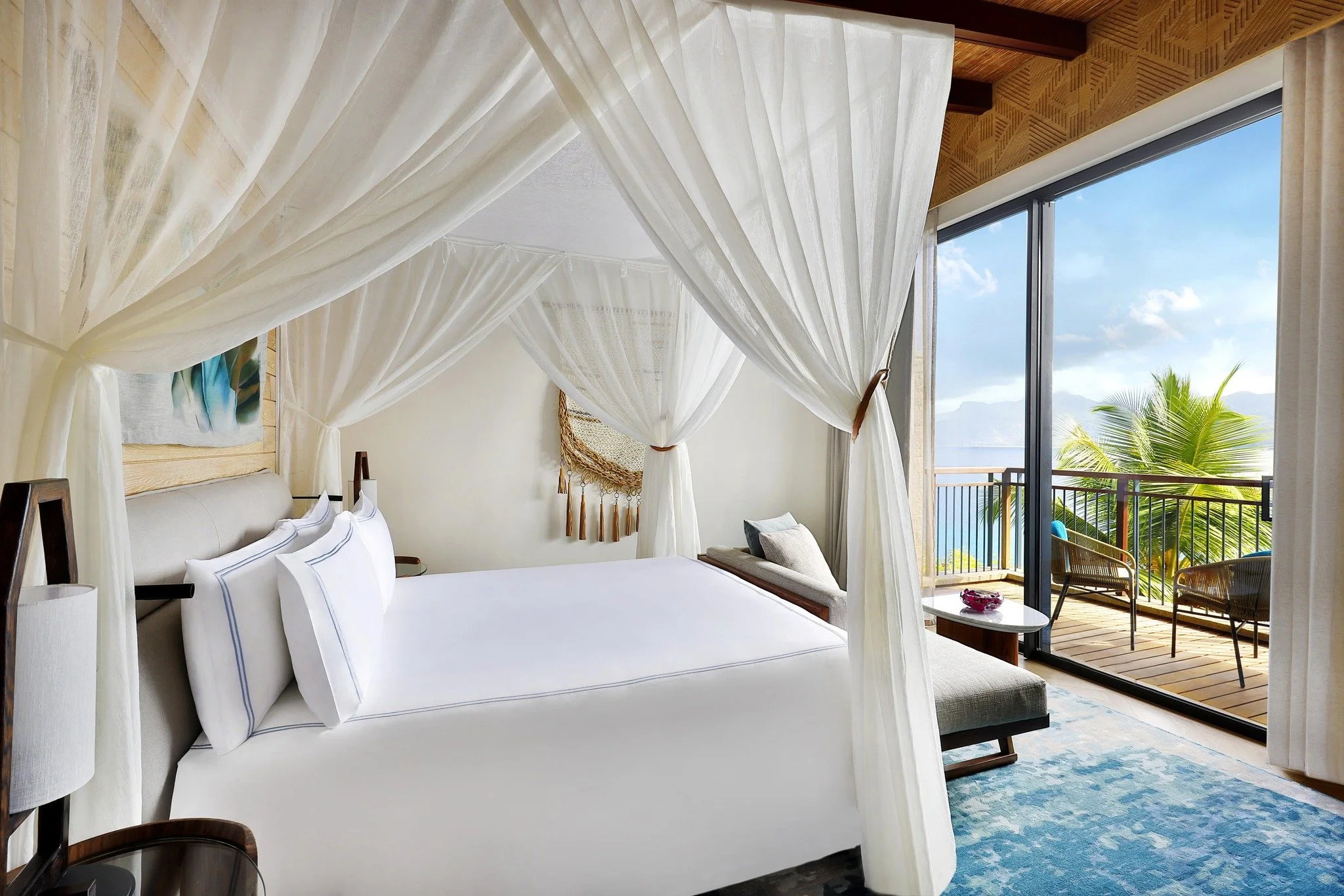 At Mango House Seychelles, LXR Hotels &amp; Resorts, a Cliff House Premium Room is uniquely situated to offer diverse and engaging views, with sun-kissed outdoor spaces and distinctive d&eacute;cor that mirror the natural beauty of the Seychelles.

@