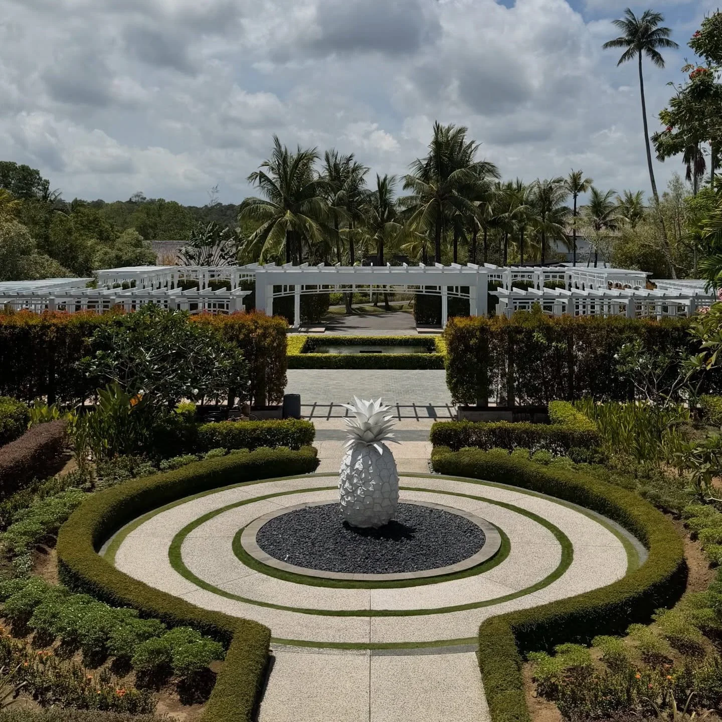 Arriving at The Sanchaya feels like stepping into another world, where a grand, palm-lined entrance and timeless colonial elegance set the tone for what lies beyond.

@thesanchaya