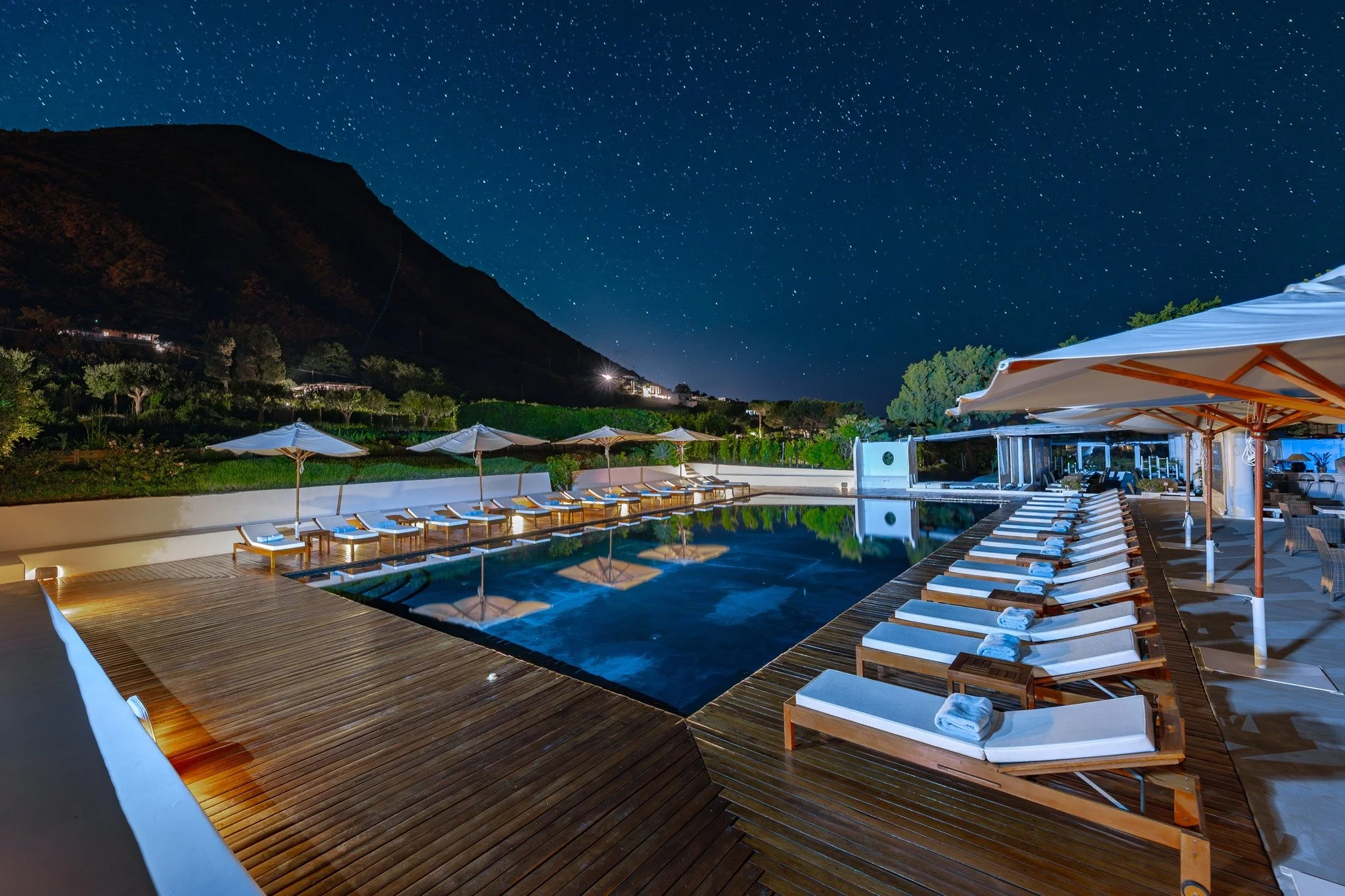 Pure relaxation counting the stars in the clear skies at Capofaro Resort.

@capofaro
