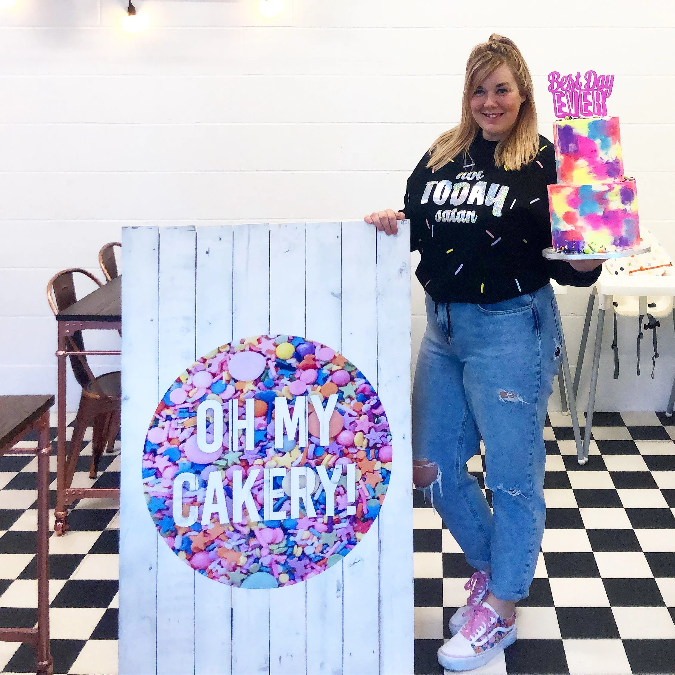 FOUNDER & PARTNER OF OH MY CAKERY, KIRSTY LUND