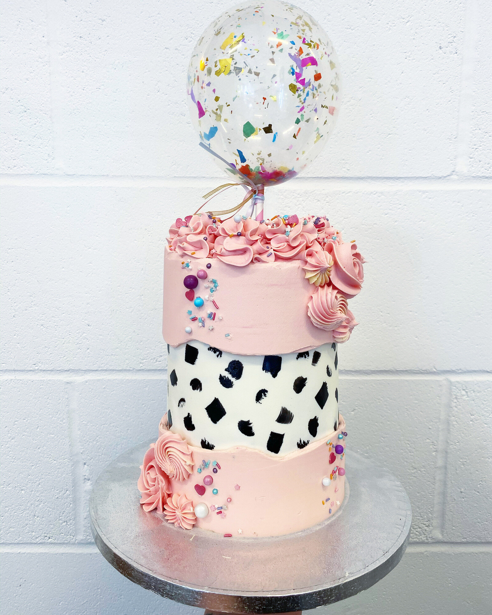 Fun Cakes Milton Keynes Oh My Cakery 27.jpg