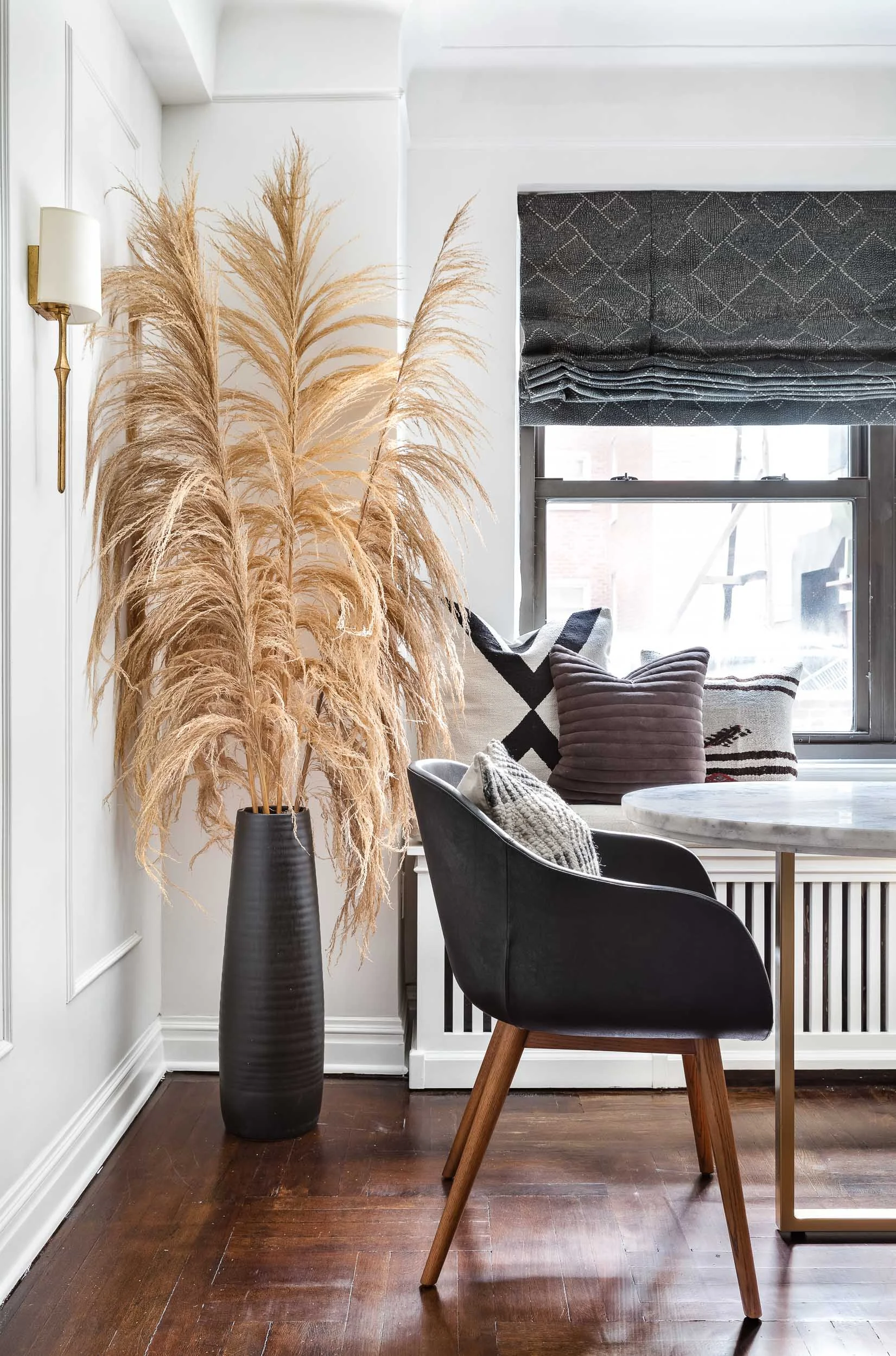 Interior design photography of a small NYC Apartment.