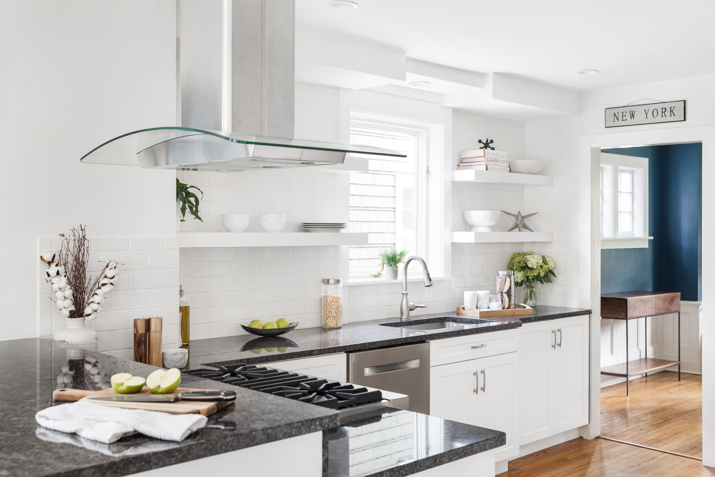 Kitchen Design Photography Of A White Kitchen In New Jersey