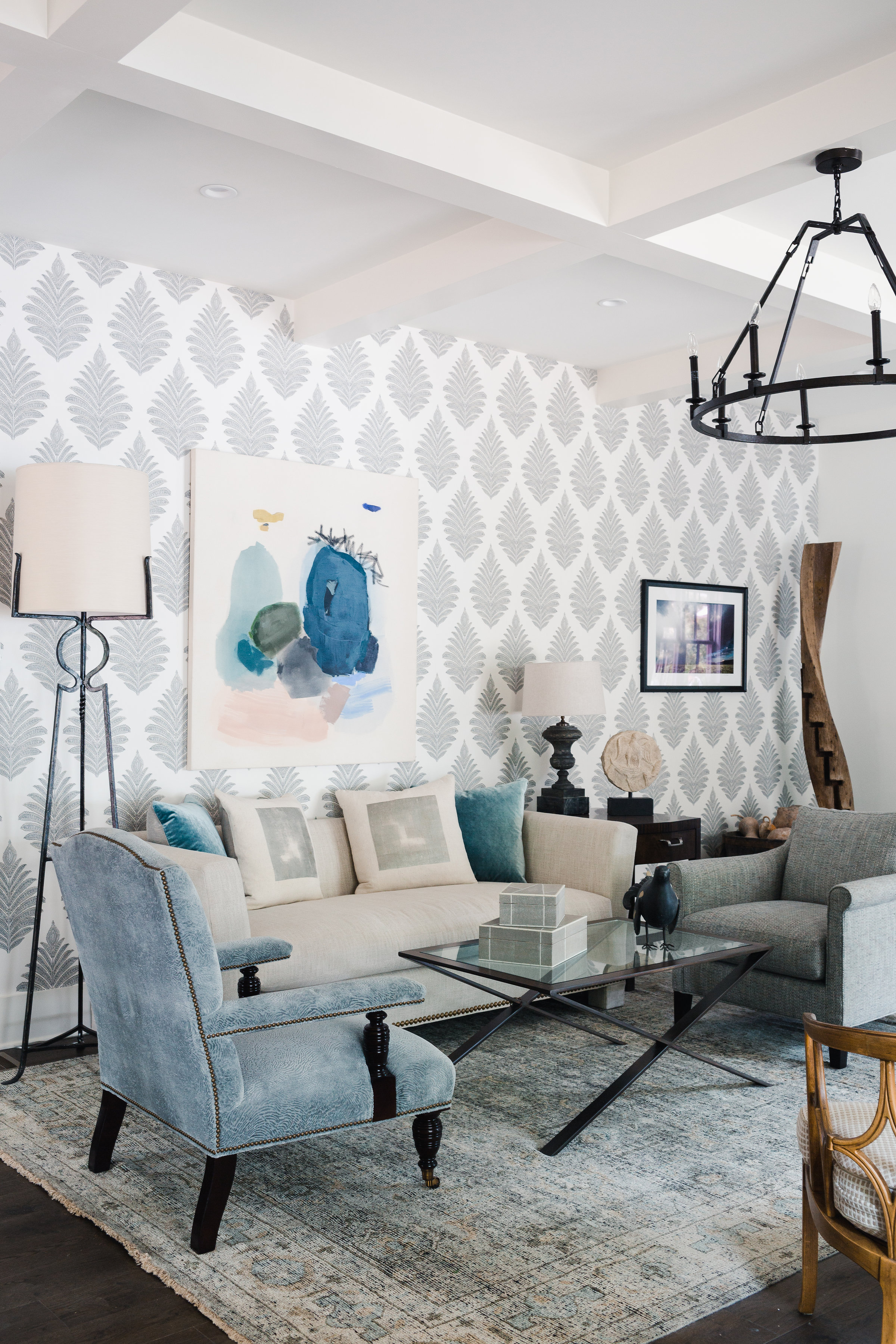 2018 Showhouse Family Room by Janie K. Hirsch, J. Hirsch Interior Design. Photo by Ali Harper Photography .