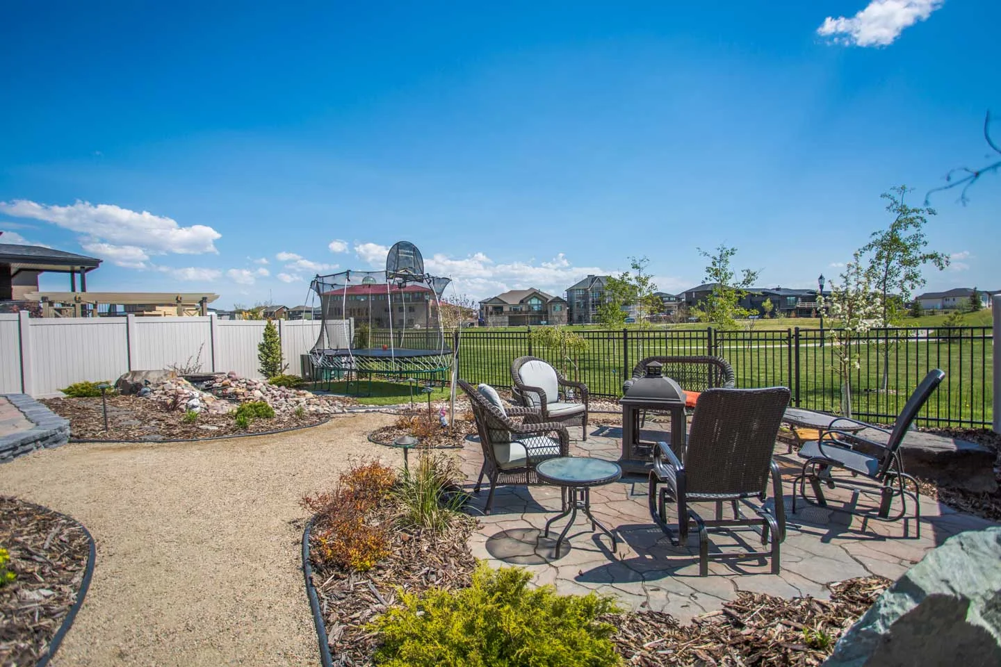Harmony-Realty---4516-Wascana-Green-Terrace-44.jpg