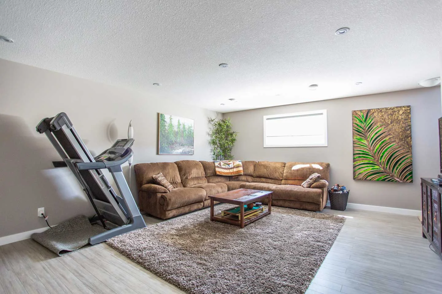 Harmony-Realty---4516-Wascana-Green-Terrace-29.jpg