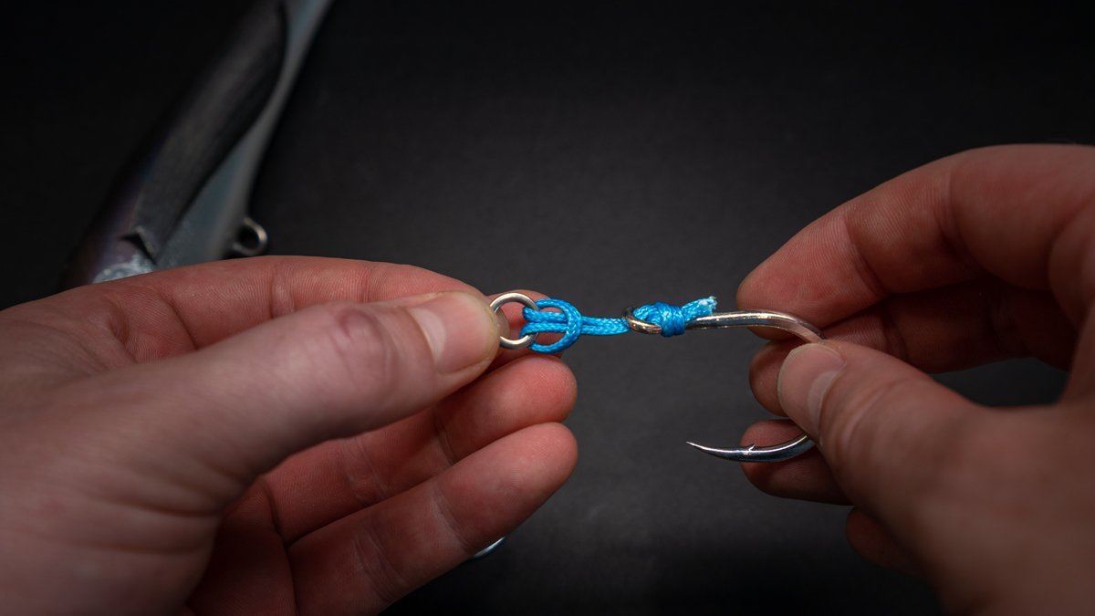 Tying Your Own Top-Water Assist Hooks — BKK Hooks New Zealand