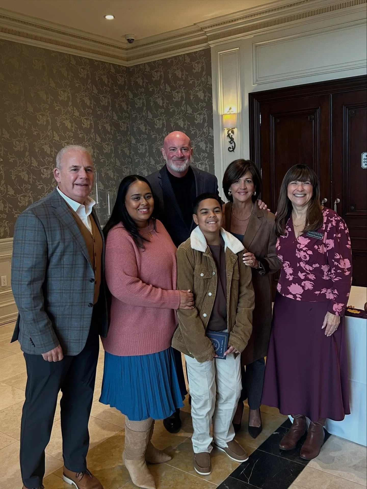 I was honored to speak at the 10th Thanksgiving for LIFE breakfast hosted by Lighthouse Pregnancy Resource Center (@friendsoflighthouseprc) and RENEW Life (@renew_lifenj). Nearly 400 people gathered on a Saturday morning to support these organization