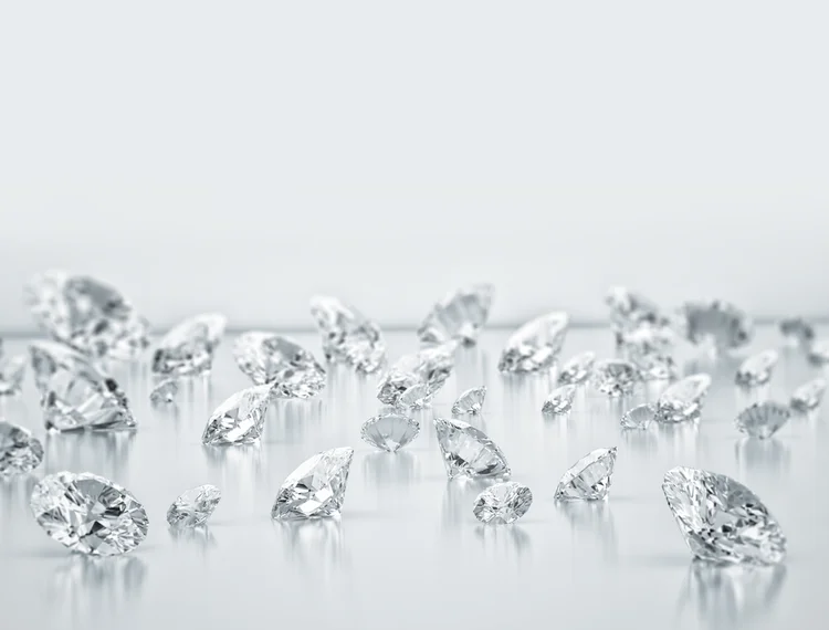 To the naked eye, lab grown diamonds are indistinguishable from diamonds that took millions of years to form deep within the earth.