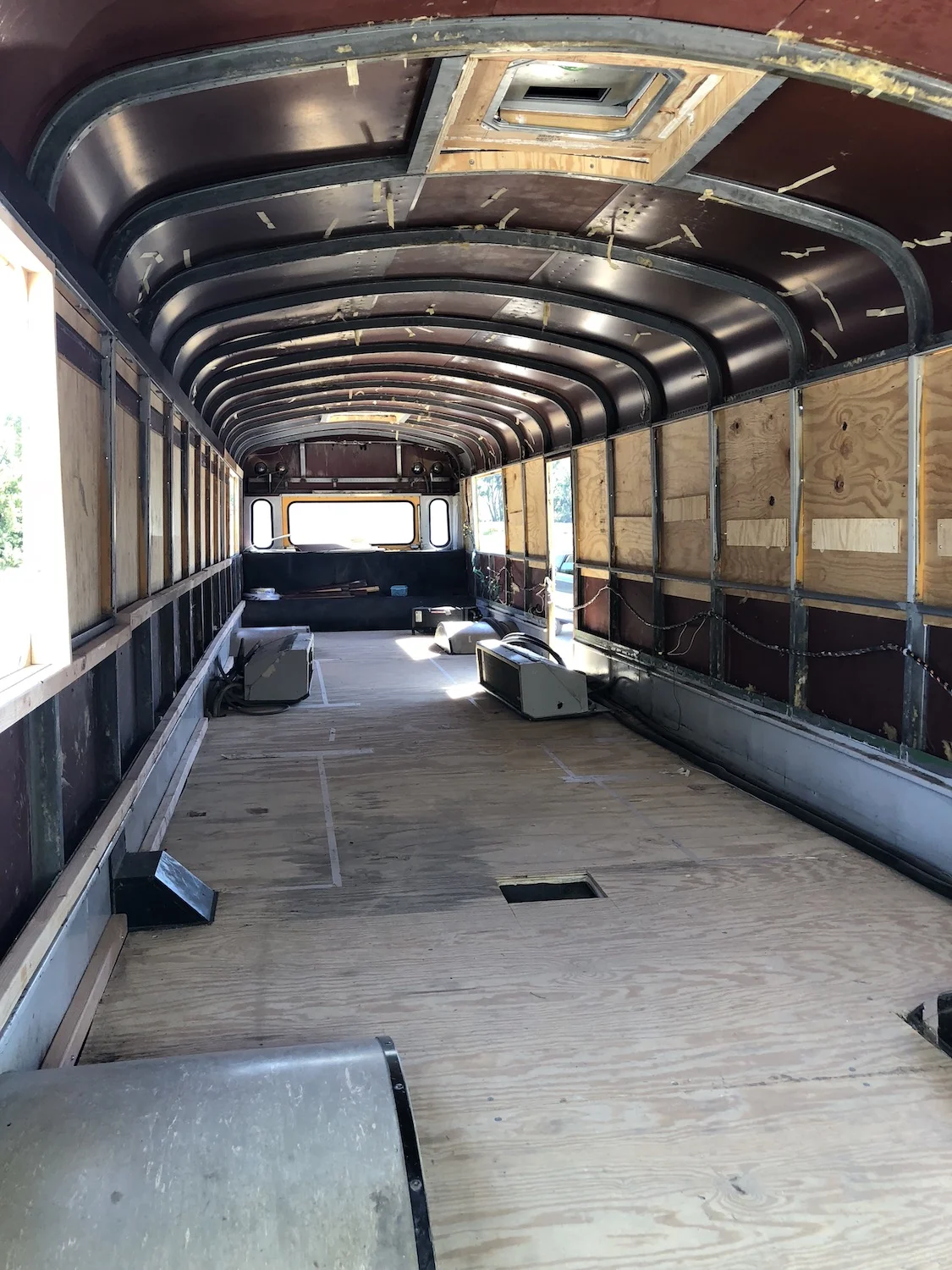 1_WideWonderBus_SkoolieRenovation_interior.JPG