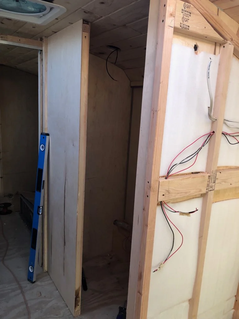 4_WideWonderBus_SkoolieRenovation_office.jpg