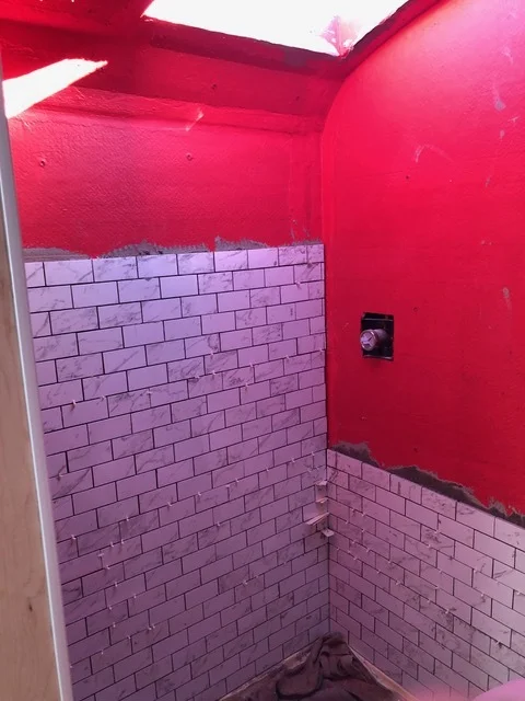 widewonder_bus_update5_bathroom_tile2.jpeg
