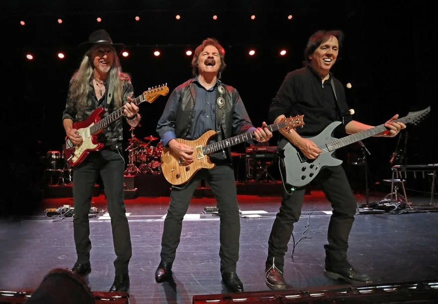 THE DOOBIE BROTHERS.jpg