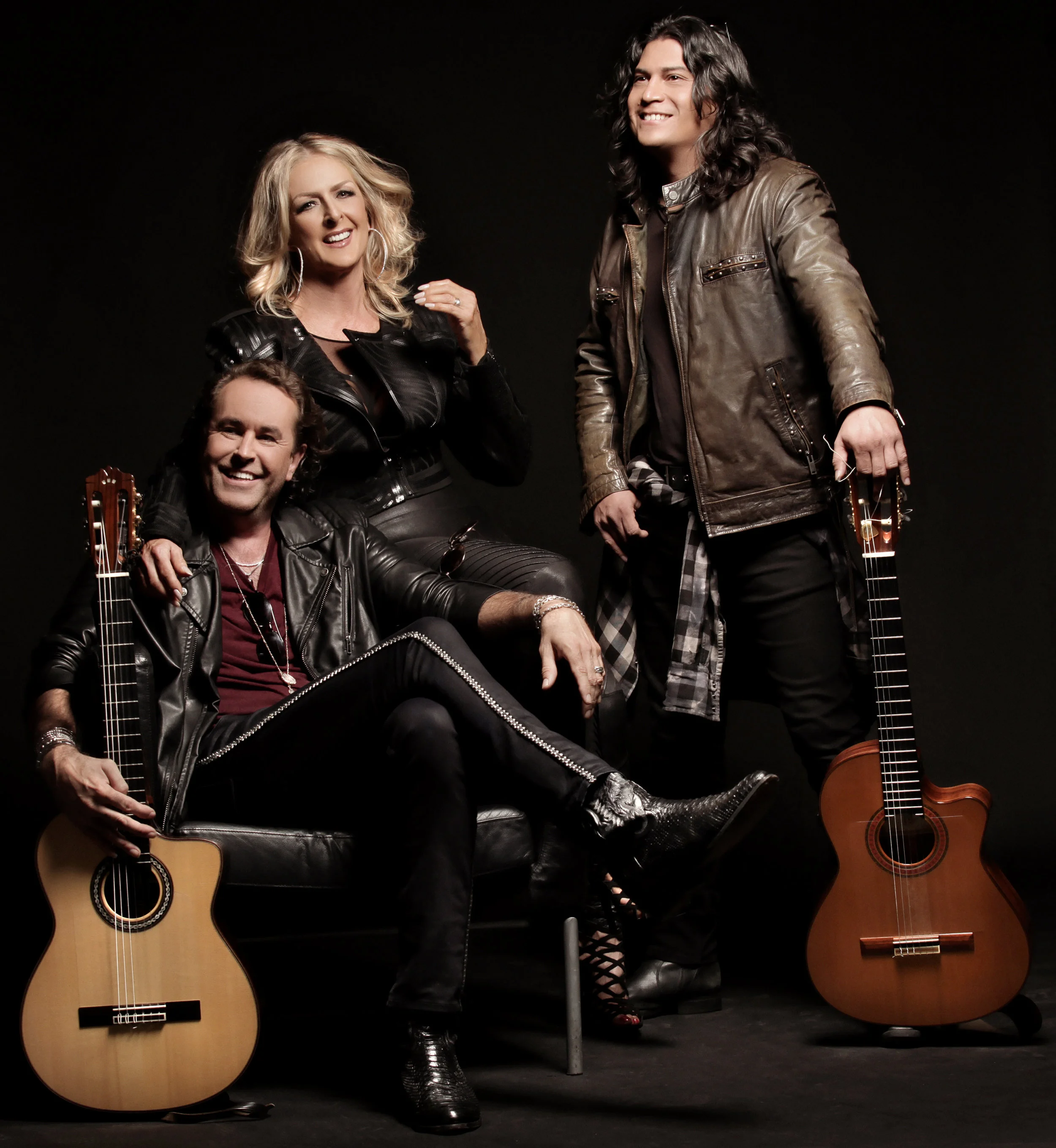 Trio Caliente promo photo