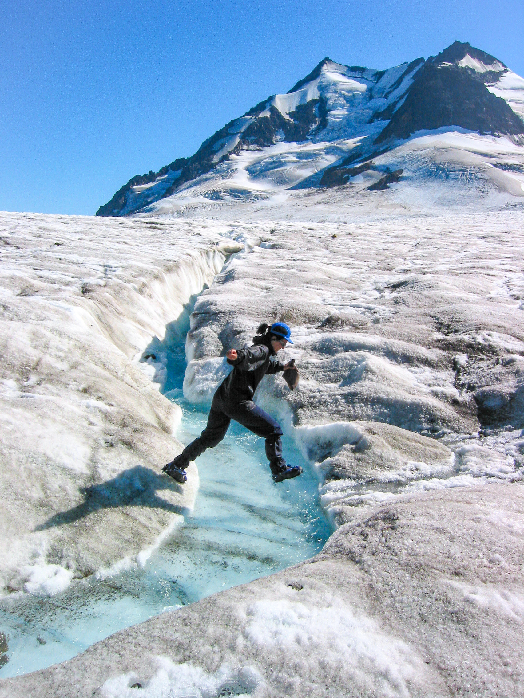 Glacier Adventure Day-Trip: Root Glacier Stream Crossing