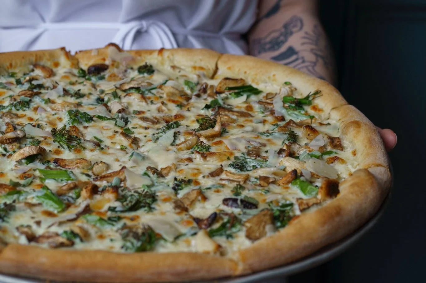 pov: you&rsquo;re looking at the pizza and cocktail you&rsquo;re about to destroy🍕🍹