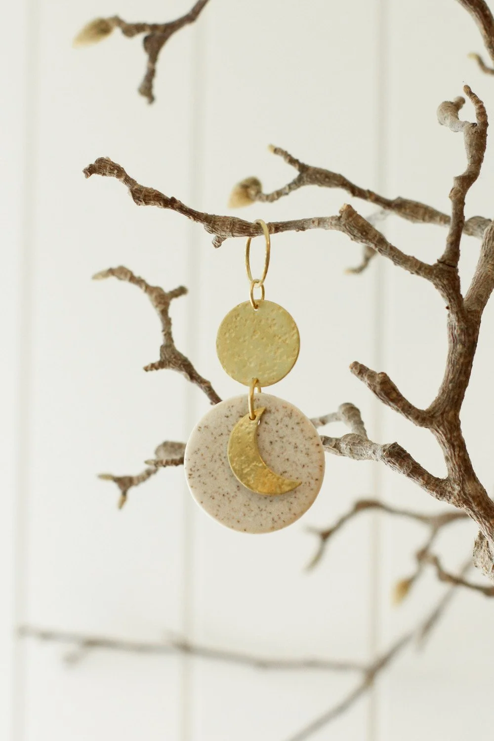 Ceramic & Brass Luna Ornament White
