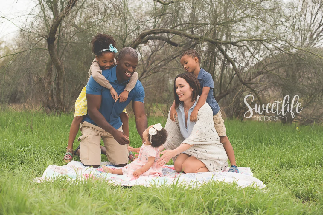 Ten Ideas for What to Wear for Family Photos | SweetLife Photography