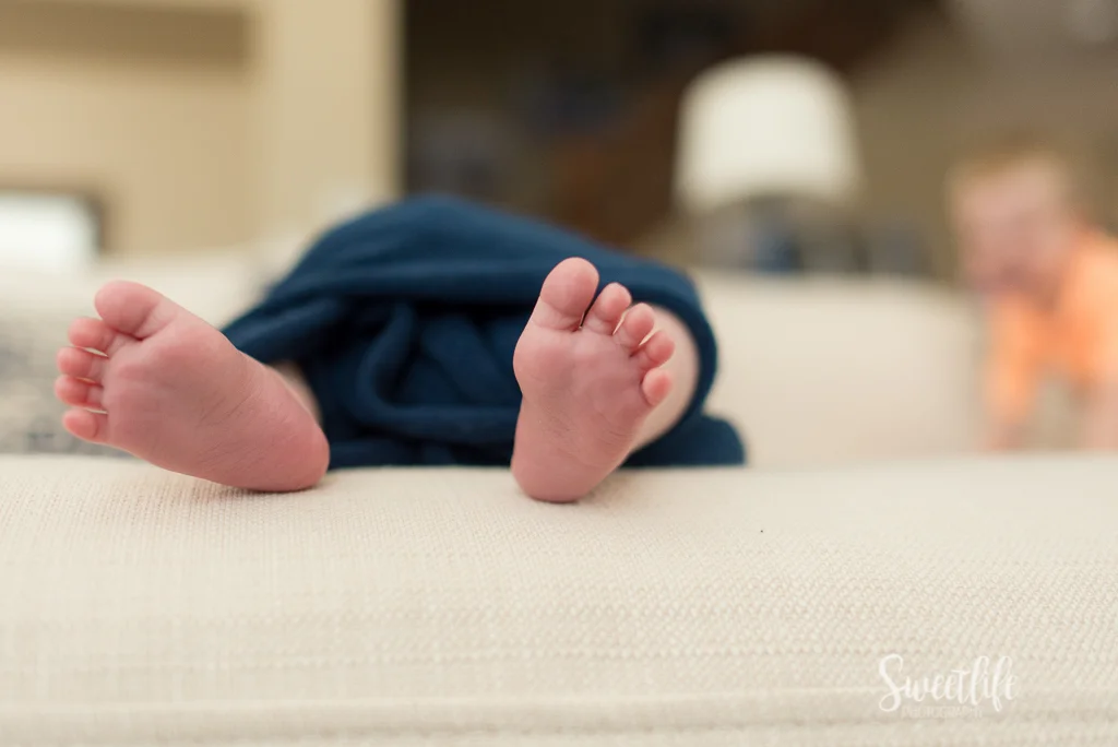 At-home family newborn photographer | Sweetlife Photography